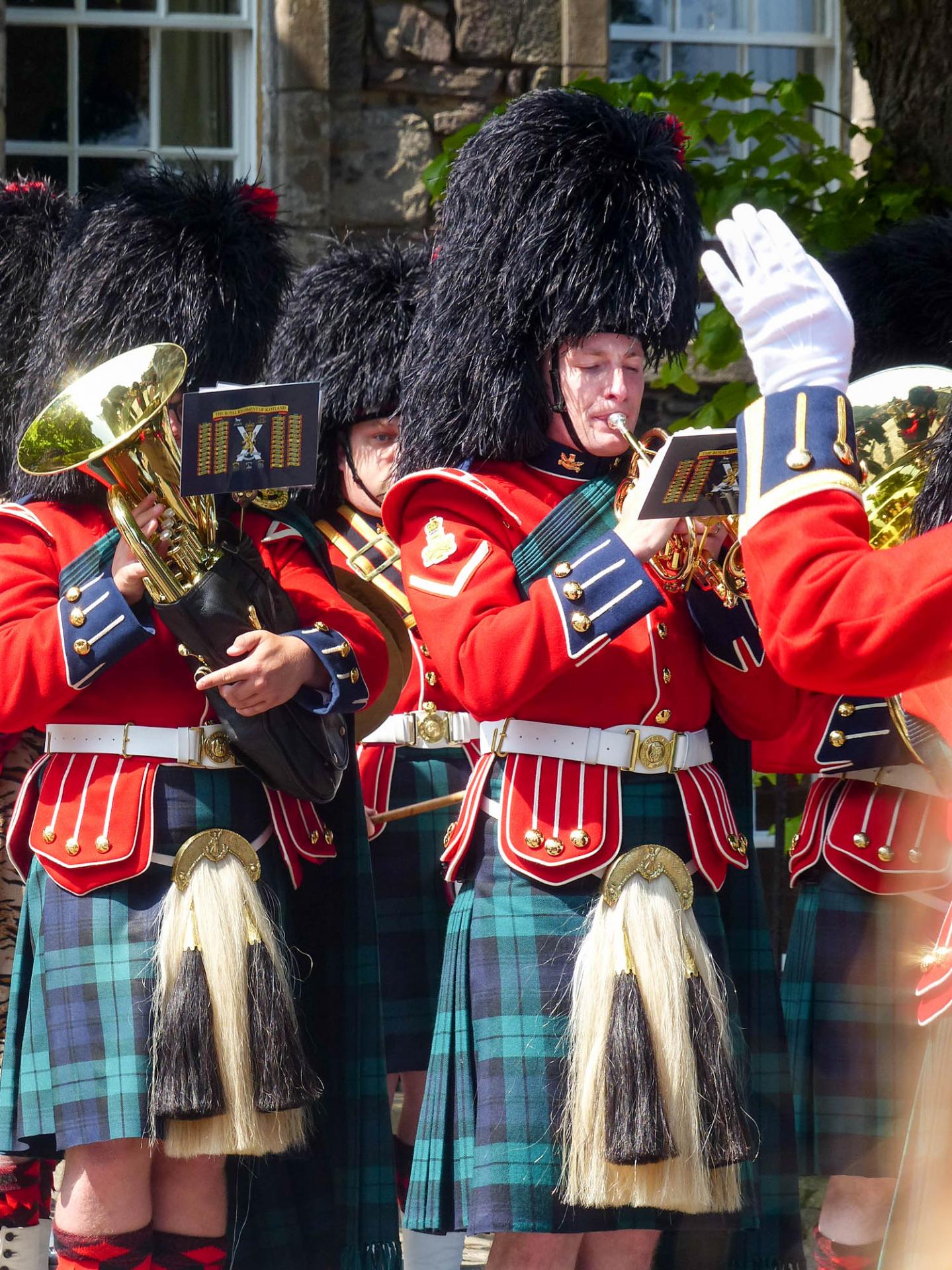 03 fanfare pour l'anniversaire de la Reine