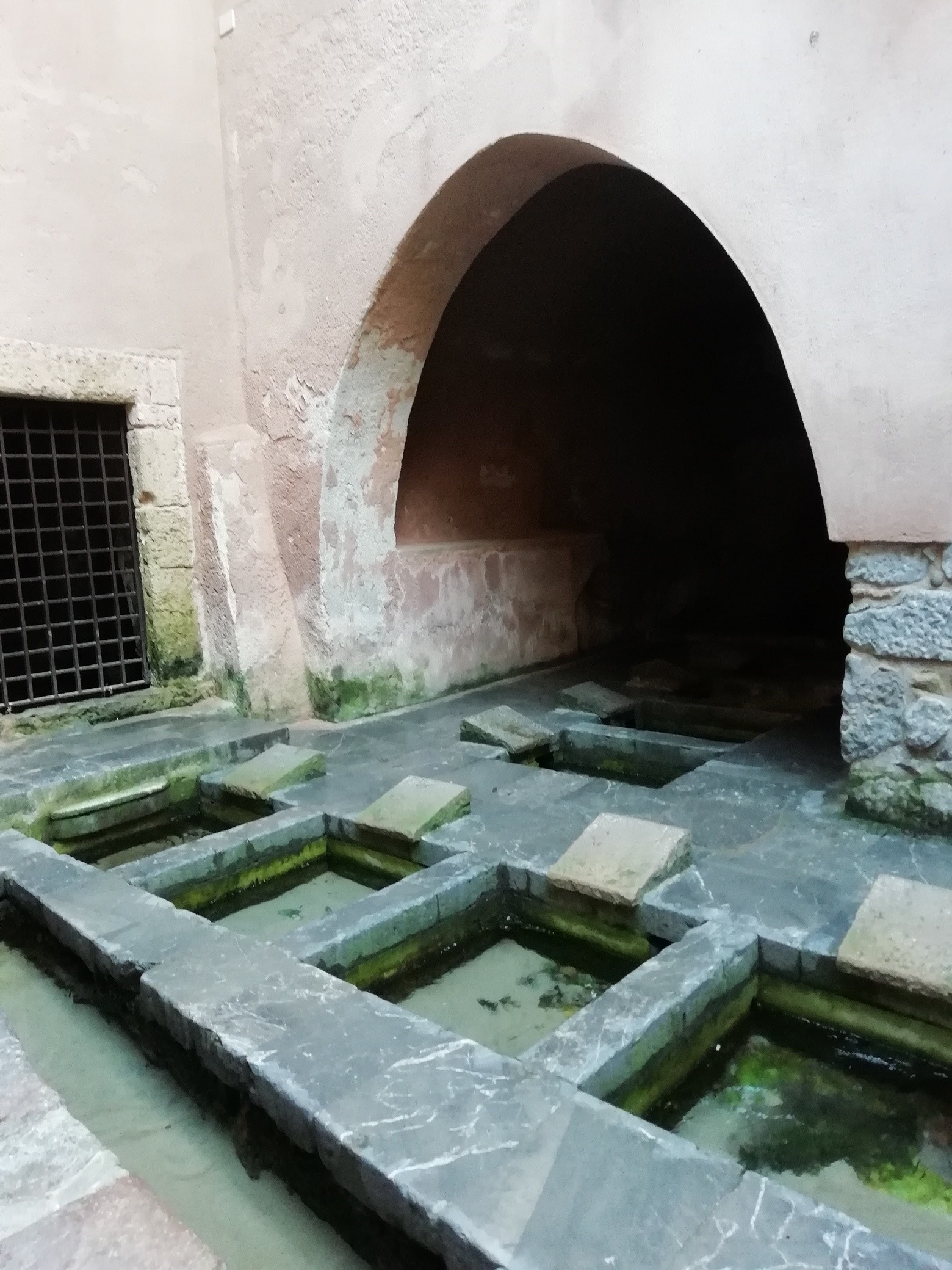 17 cefalu le lavoir